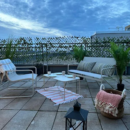Maisonette Penthouse Laatzen - 5 Min To Messe * ハノーファー