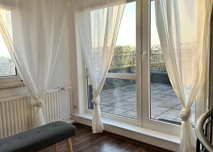 דירה Maisonette Penthouse Laatzen - 5 Min To Messe הנובר